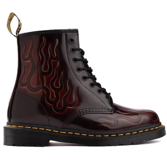 🍒 DR. MARTENS 1460 INFERNO 8 EYE BOOT CHERRY RED 🍒